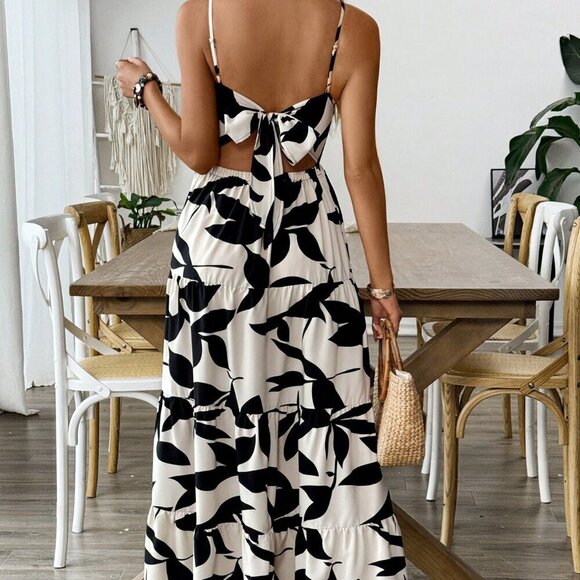 Apricot Boho Women's Printed Holiday Strap Dress With Tie - Picture 2 of 6